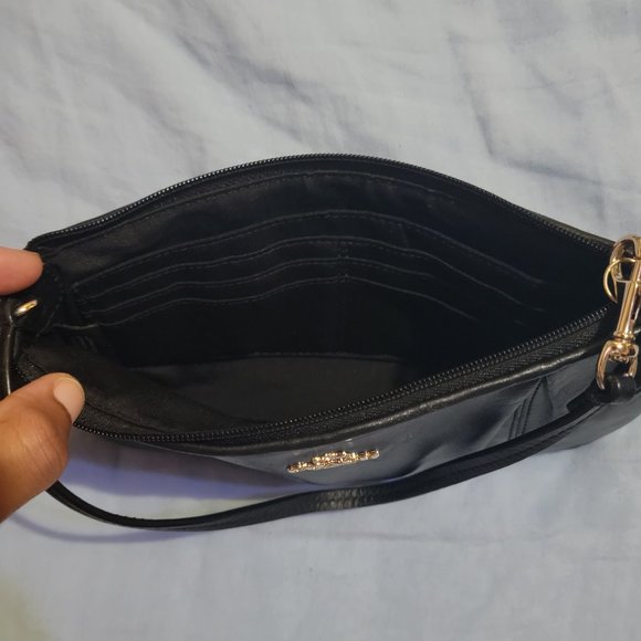Coach Wristlet - Picture 3 of 4